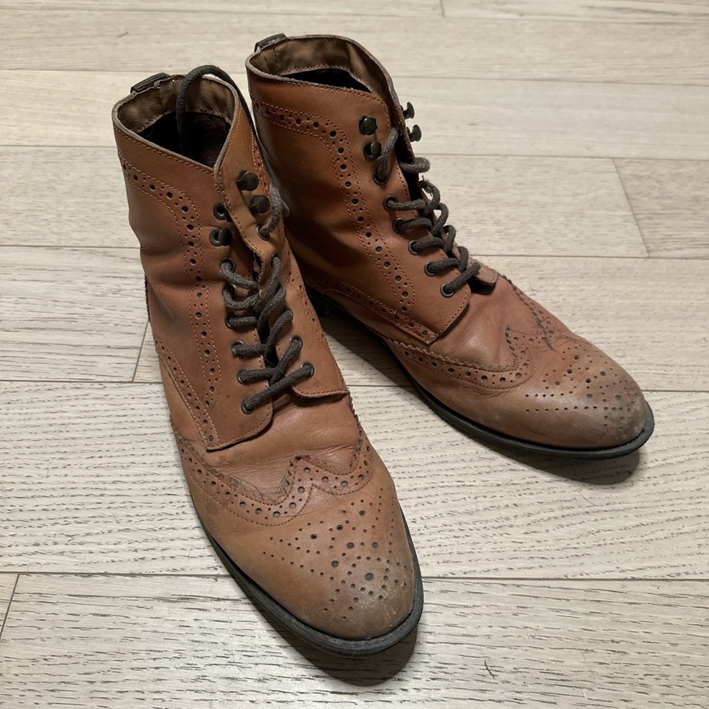 Hawkings McGill Size 9.5 Brown Boots